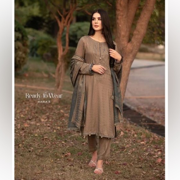Dresses & Skirts - Maria B dress